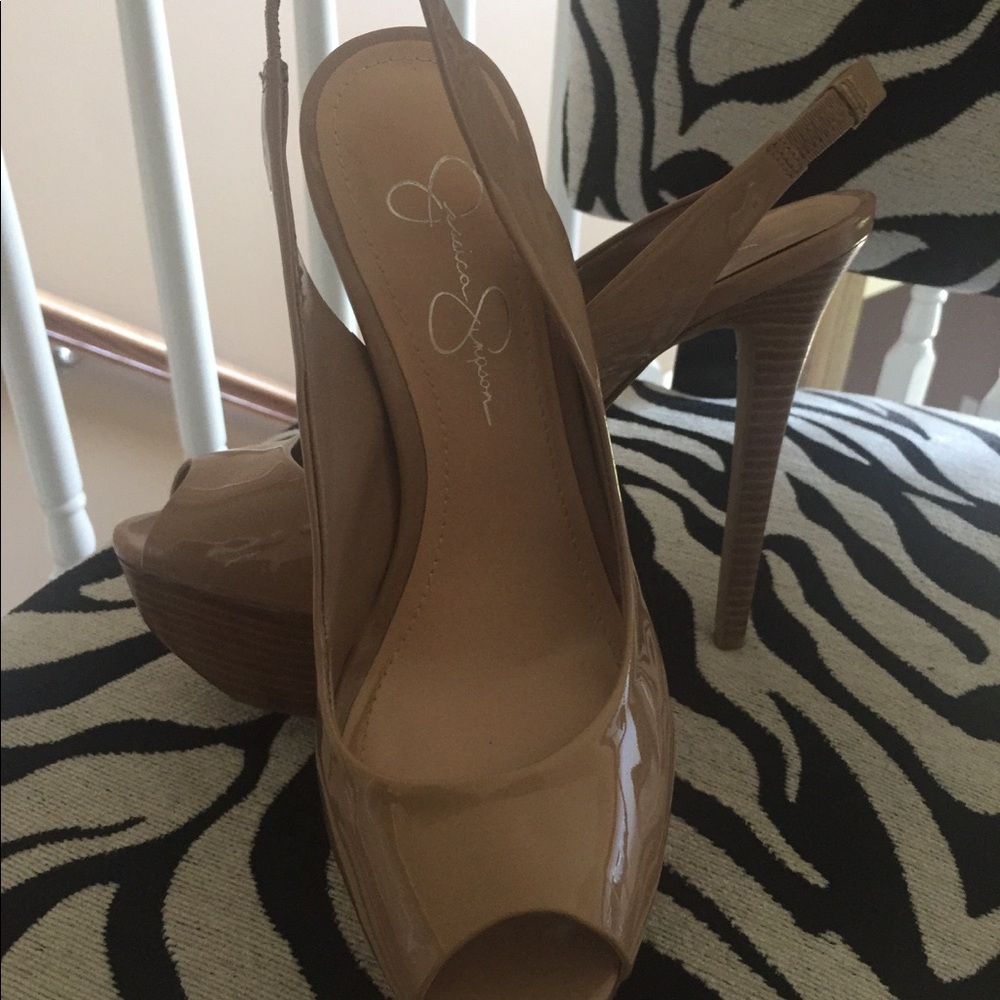 Sling back shoe